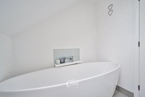 Family Bathroom- click for photo gallery